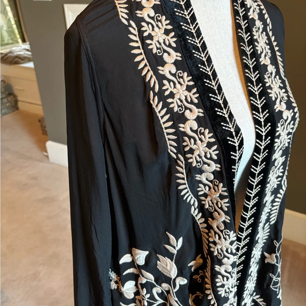 Sundance Left Bank Embroidered Velvet Cardigan Long Sleeve Black Size Small NWOT - Picture 11 of 14